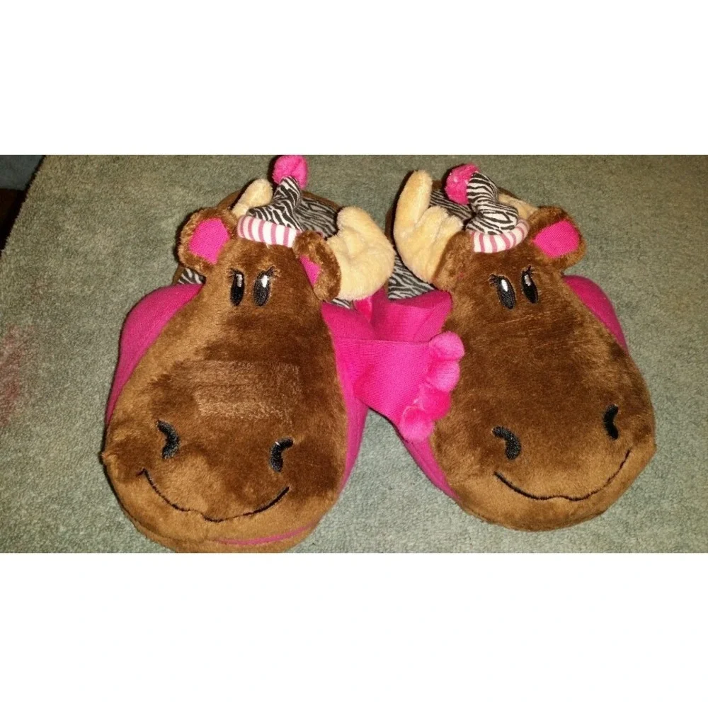 Justice Girls Plush Holiday Winter Moose Slippers size Medium 4/5